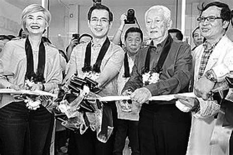 Isko opens Philippine’s largest dialysis center .
